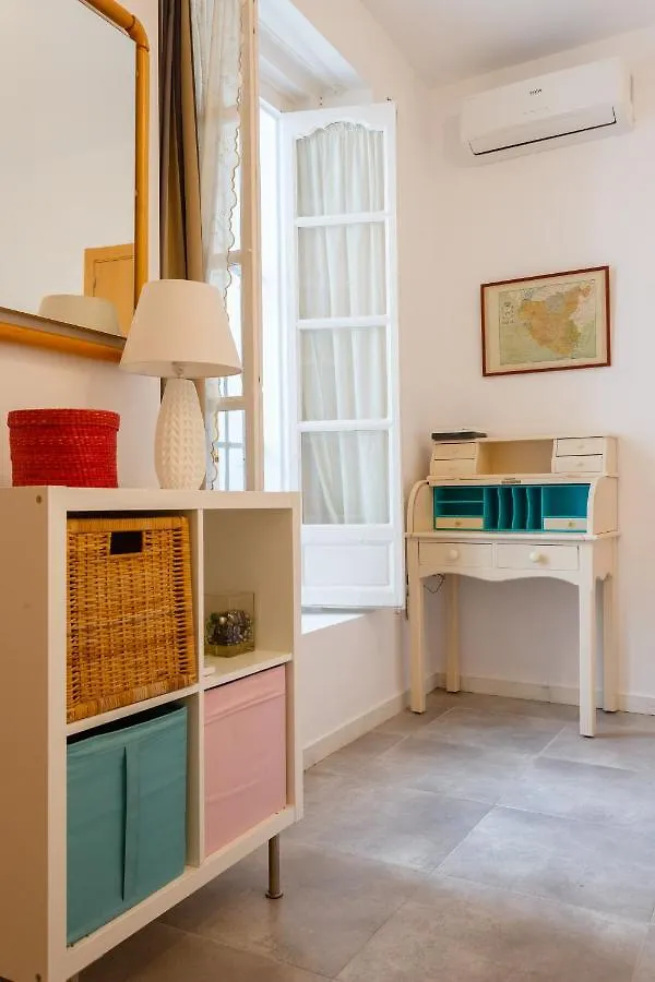 Apartment El Balcon De Moret By Cadiz4Rentals